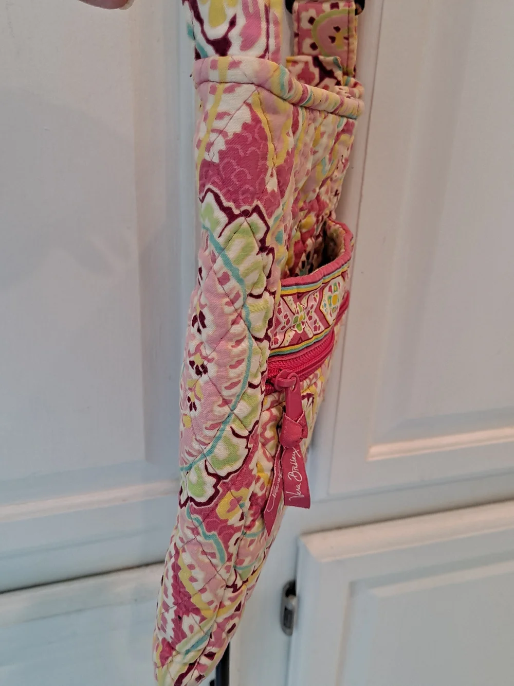 Vera Bradley Capri Melon Pink Multi Quilted Paisley Retired Cotton Crossbody - Picture 4 of 10